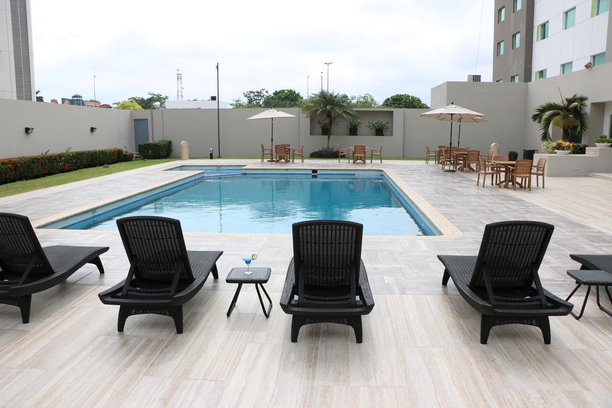 Courtyard By Marriott Villahermosa Tabasco Exteriör bild